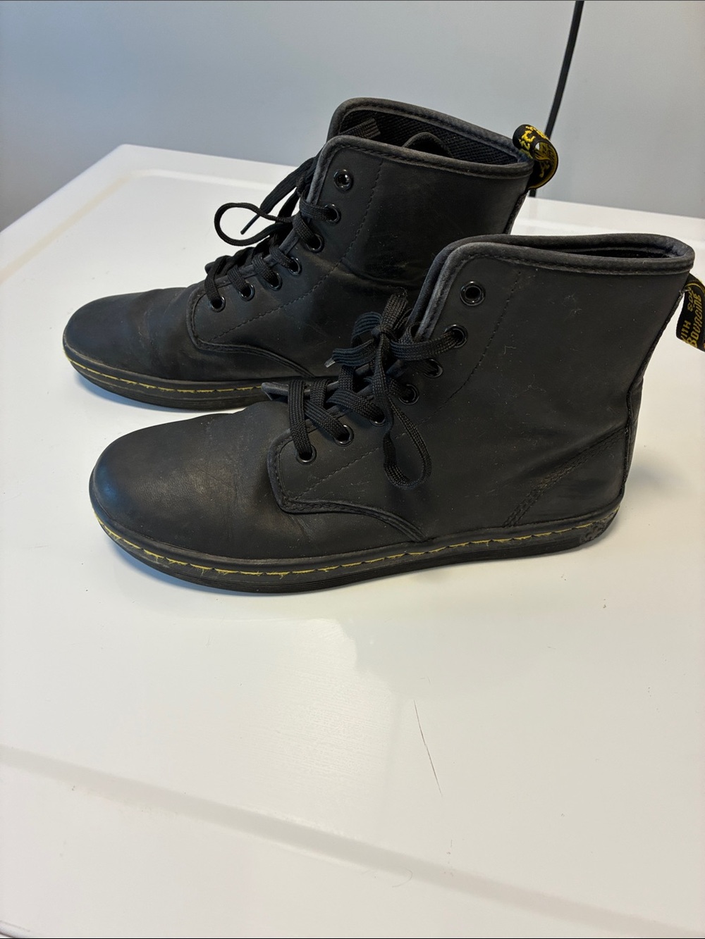 DR MARTENS Black Lace-Up Combat Boots with Yellow Stitching